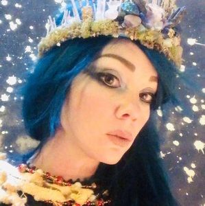 Meet your Posher, Deanna